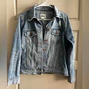 Old navy distressed jeans jacket